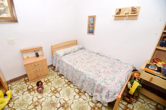 Gran casa con terraza y trastero — 18
