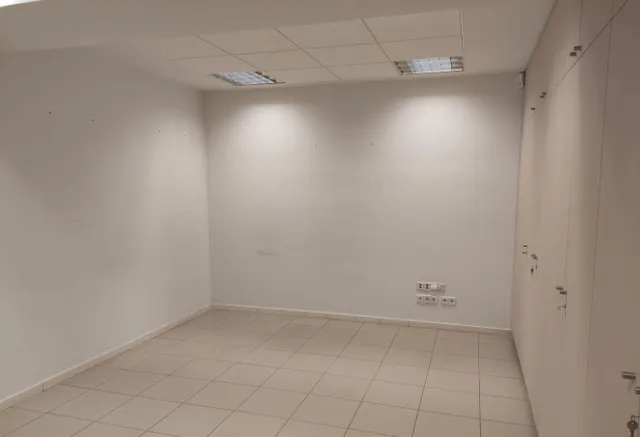 Local comercial 184m² en venta - El borras — 10