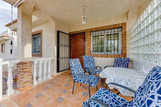 Exclusiva Villa con Jardin de ensueño en Los Dolses, a pasos de La Zenia Boulevard — 20