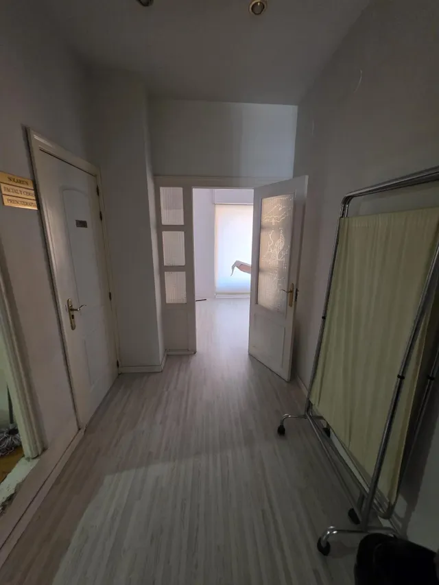 Local comercial en Avenida del Sur – 127 m2 con gran potencial de inversión — 11