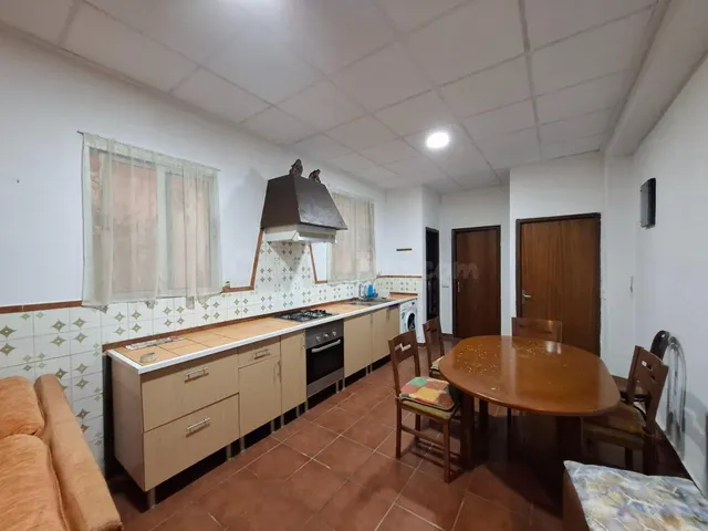 OPORTUNIDAD UNICA! CASA CON 3 VIVIENDAS INDEPENDIENTES EN CA - foto 4