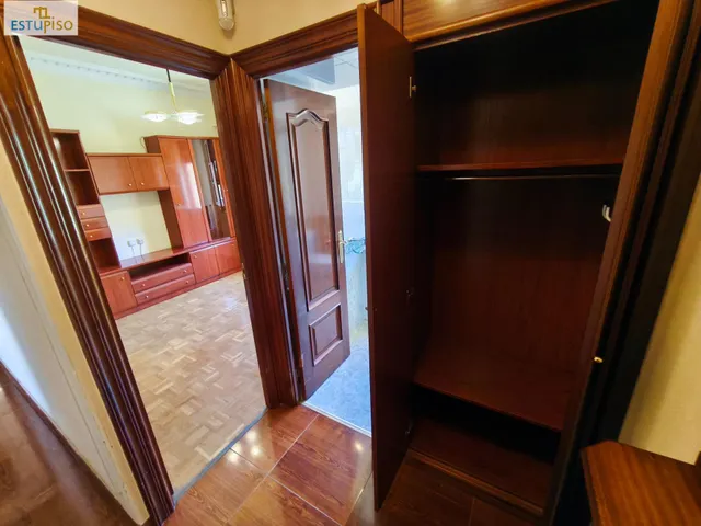 ¿PAGAR ALQUILER O INVERTIR? PISO JUNTO A LAS UNIVERSIDADES--67m2-Amplia Cocina-Salón-2hab-Baño con ducha — 31