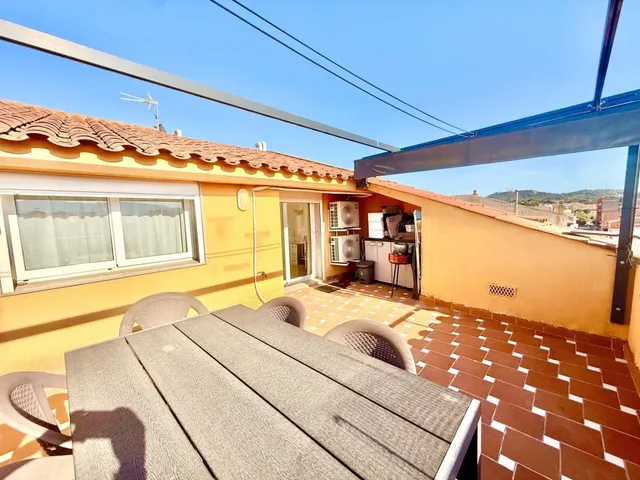 Dúplex con terraza en venta en el centro de Tordera — 26