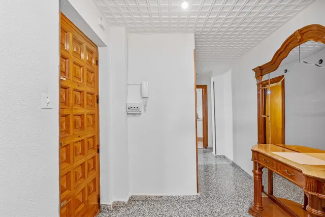 Piso exterior en esquina — 12