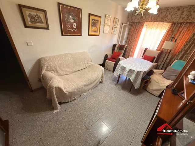 ✨ EXCLUSIVA VIVIENDA EN SANTA ROSA – AMPLITUD, COMODIDAD Y U - foto 3