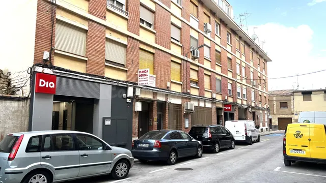 LOCAL COMERCIAL y GARAJES en VENTA - ALAGÓN - C/ Don Artal de Aragón (Ref.:00805) — 2