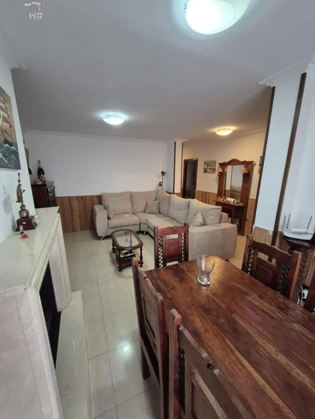 SE VENDE CASA EN ZONA CENTRO