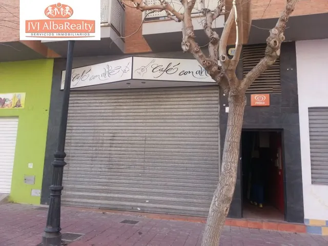 VENDO BAR RECIEN REFORMADO EN EROSKI DE 70 MTS. — 4