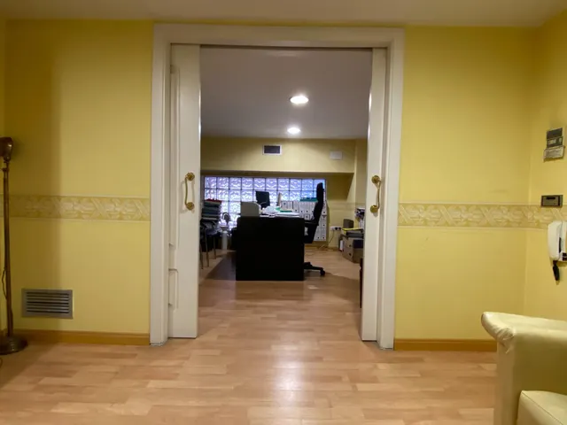 Clínica con licencia sanitaria en Avenida de Andalucía, RESIDENCIAL LAS ADORATRICES — 38