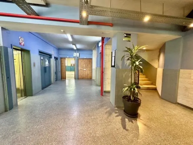 Loft industrial de 140 m2 para estudio creativo u oficina en Poblenou – 259.000 € — 43