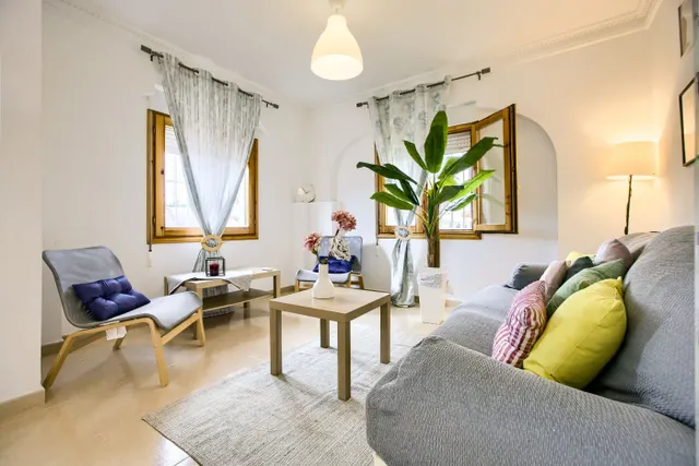 APARTAMENTO ZONA HOSPITAL MARINA SALUD — 28