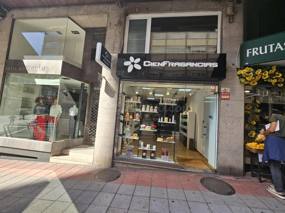 !!!!!se traspasa local comercial en plena calle centrica muy transitada en Ourense¡¡¡¡