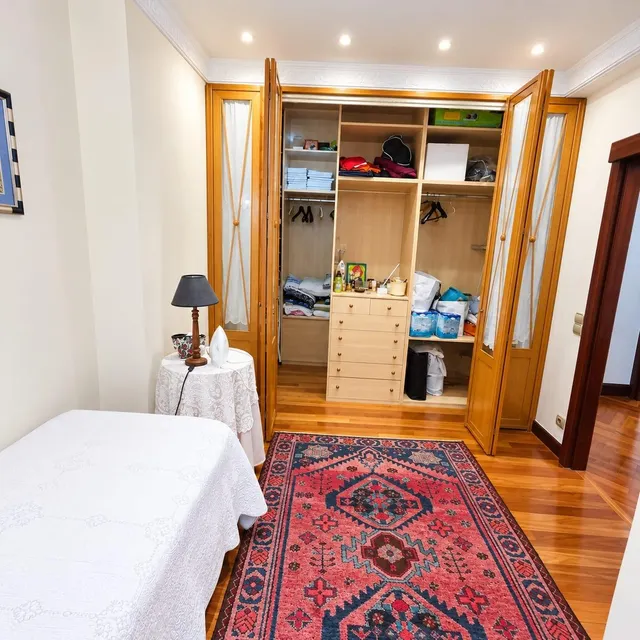 Inmobiliaria indautxu vende en doctor areilza piso exterior con terraza — 8