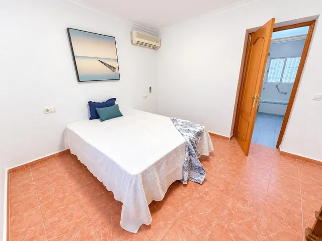 Venta de chalet en las mogarizas con 1125 metros de parcela urbano — 19