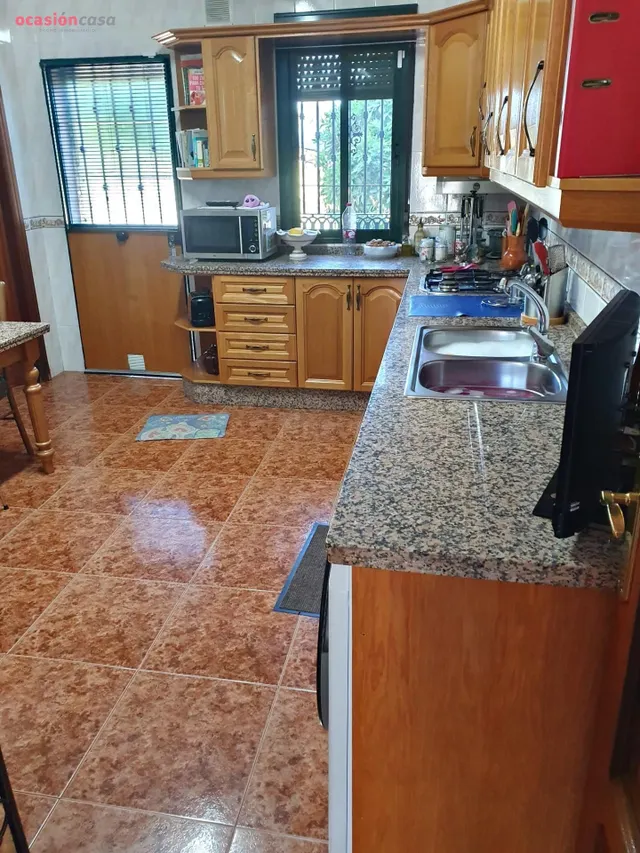 CHALET EN VENTA  A  4 MINUTOS DE  HOSPITAL QUIRÓN ! — 4
