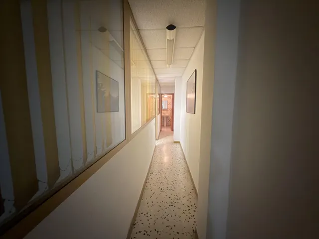 ALQUILER DE OFICINA CON 4 DESPACHOS INDEPENDIENTES EN VEGUETA — 6