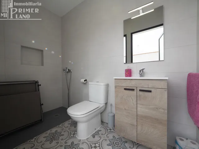 Espectacular Casa Tipo Chalet con Piscina Privada en Tomelloso — 7