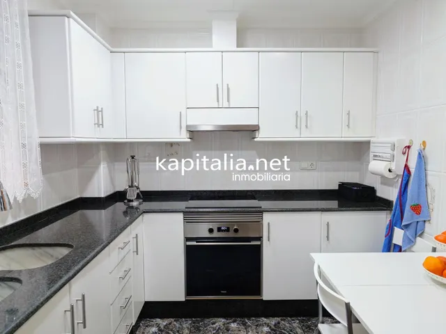 Casa a la venta en Aielo de Malferit — 2