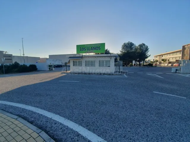Terreno industrial 637m² en venta - EVILLA EXTREMADURA POLIG - foto 3