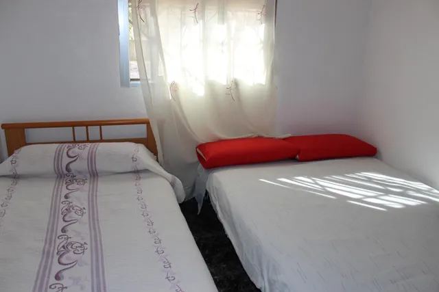 Te ofrecemos este chalet con casa de 200 metros cuadrados y 5.500 metros cuadrados de parcela! — 21