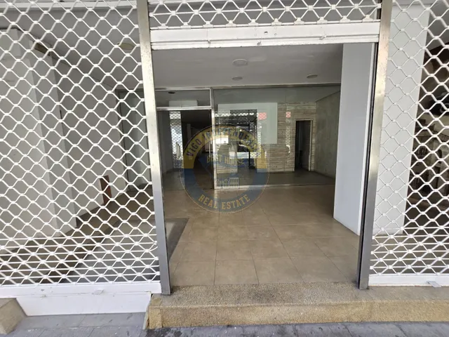 Cafetería con excelente ubicación — 31
