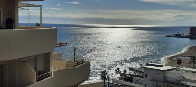 Fantástico estudio con vistas al mar, en primera de línea en