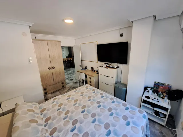 VIVIENDA COMPLETAMENTE REFORMADA Y PERFECTAMENTE EQUIPADA — 28