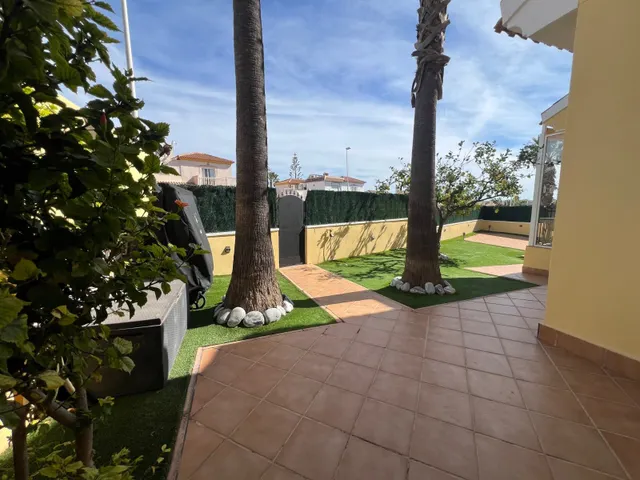 Villa 3 habitaciones 142m² en venta - Lomas de Cabo Roig-Los Dolses — 38