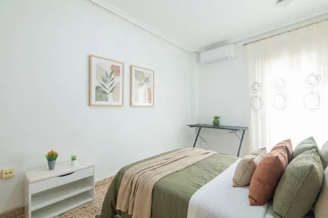 ASCENSOR, 3 habitaciones, 2 BAÑOS, PLAZA DE GARAJE Y TRASTERO Y BALCÓN — 10