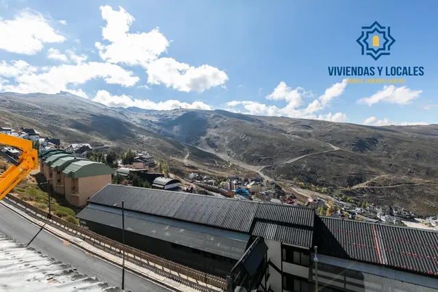 LUJO En Sierra Nevada — 24