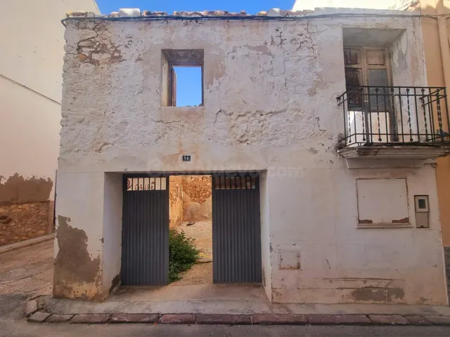 CASA DE PUEBLO EN SONEJA