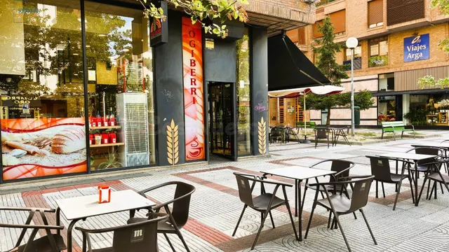 SOLOBAR TRASPASA RENTABLE CAFETERÍA EN SAN JUAN - foto 2