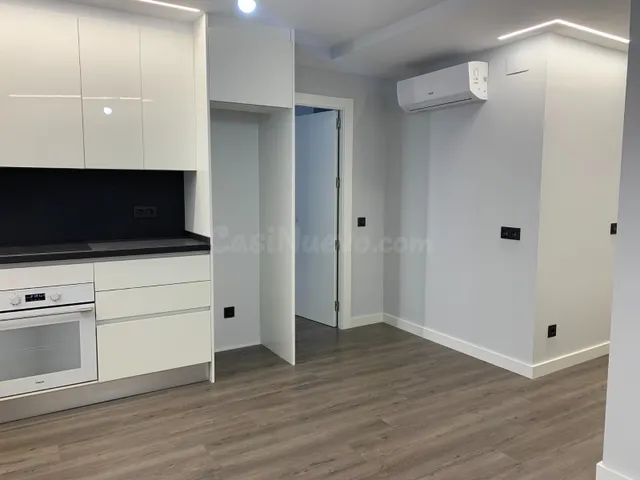 Piso reformado y muy luminoso en pleno centro de Tarragona - foto 4