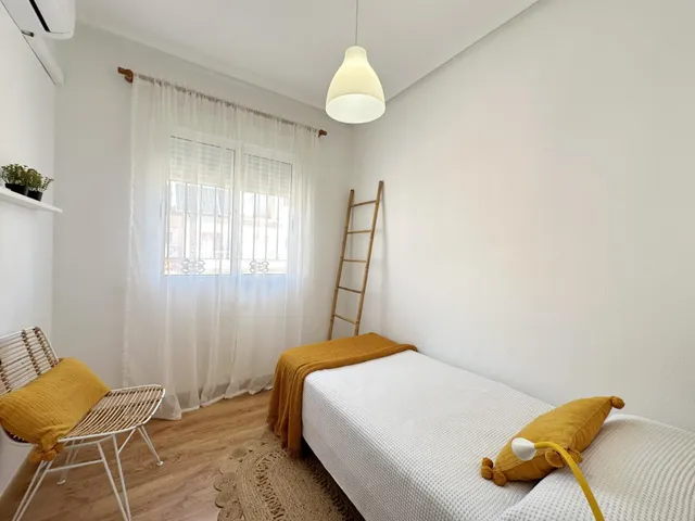 Adosado reformado en Orihuela Costa, cerca del mar — 6