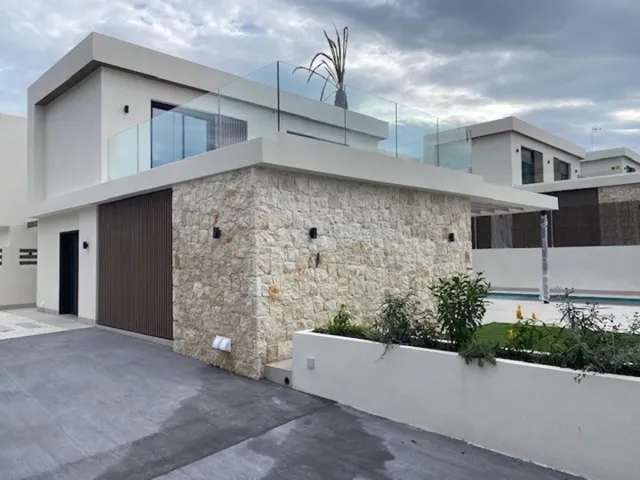 VILLA DE NUEVA PROMOCIÓN EN LOMAS DE CABOROIG - foto 5