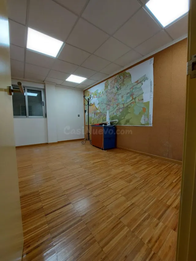 SE VENDE O ALQUILA LOCAL DE OFICINAS Y DESPACHOS EN BENIAJAN - foto 4