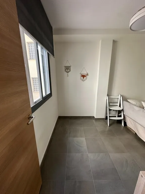 PISO EN ALMAZORA EN CALLE JUAN SEBASTIAN EL CANO — 18