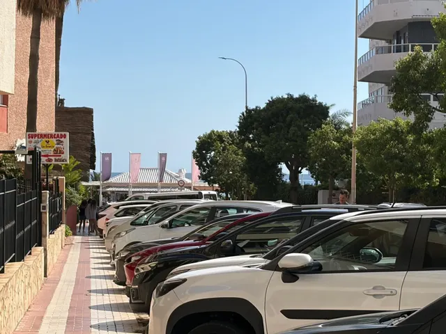 Apartamento de 1 dormitorio con licencia turistica en venta en La Carihuela, Torremolinos – 268.000 € — 23