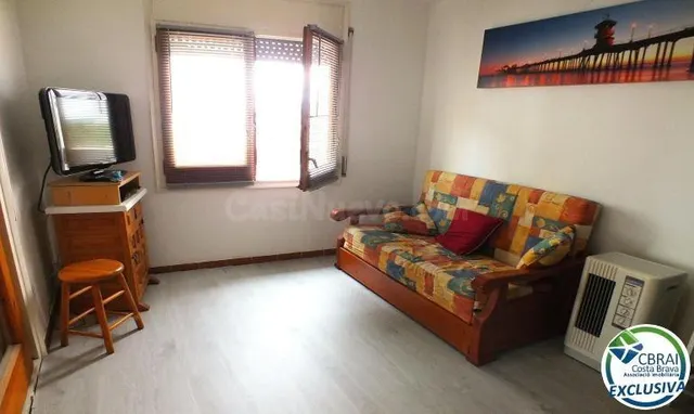 BONITO APARTAMENTO DE 1 HABITACIÓN EN SANTA MARGARITA-ROSES - foto 2