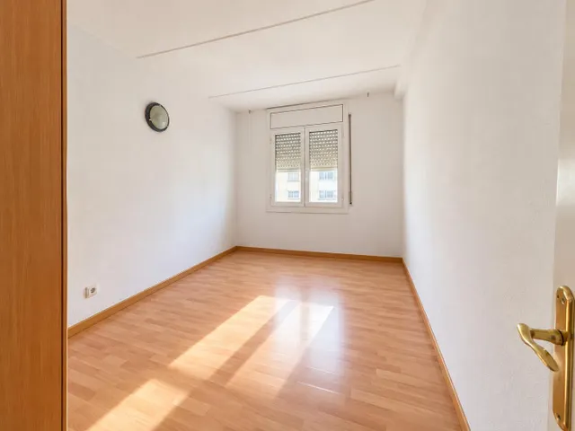 Se vende piso en el prat del llobregat, zona san cosme — 10