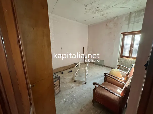 GRAN CASA A LA VENTA EN AGULLENT — 11