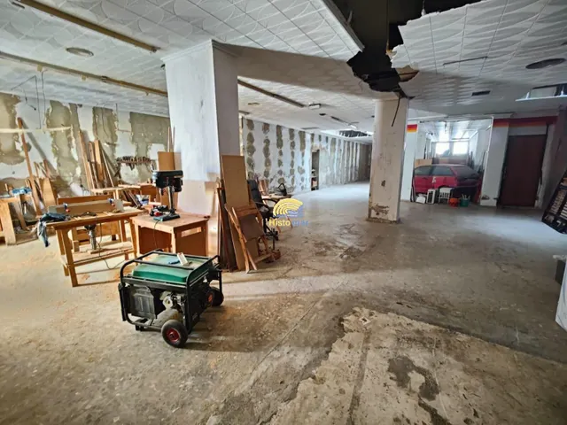LOCAL COMERCIAL O GARAJE EN EL CENTRO DE SAGUNTO — 2