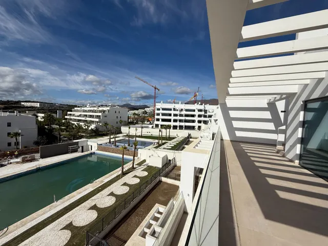 Ático de Lujo con Piscina Infinity Privada en Estepona — 17