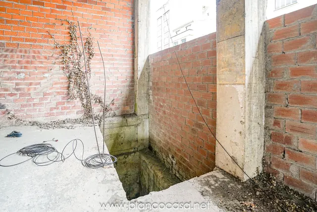 ! Bajo y Sótano en Venta en Calle Xílgaro - Carballo — 16