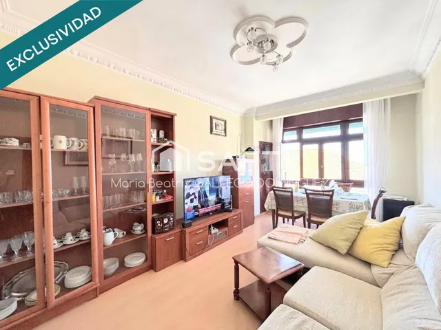 SE VENDE PISO EN ZONA DE TEIS - VIGO - PONTEVEDRA - foto 2