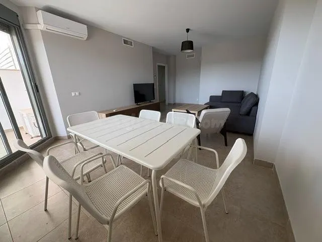 Se alquila piso de temporada en El Toyo - foto 2