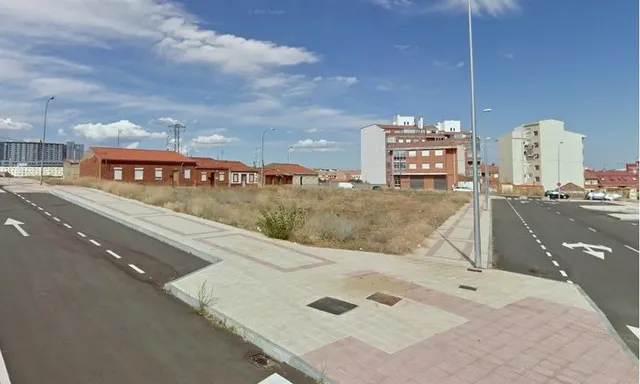 TERRENO URBANO EN LEON — 2