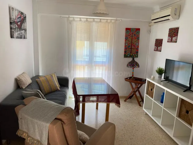 SE ALQUILA HABITACIÓN A ESTUDIANTE