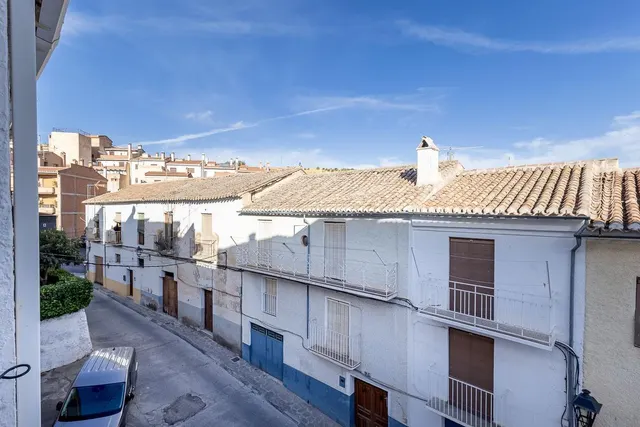 GR3929 - Alhama de Granada - Casa de pueblo reformada con patio delantero y azotea — 22
