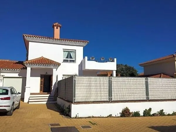 CASA INDEPENDIENTE EN EL HIGUERÓN! (Del 1 de Octubre de 2026 hasta el 1 de junio de 2027) — 4